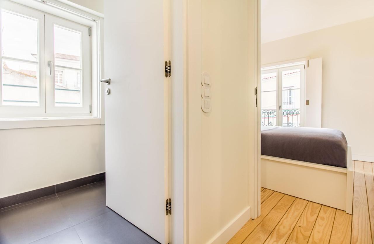 Design Apartment In Typical Alfama Lisboa Kültér fotó